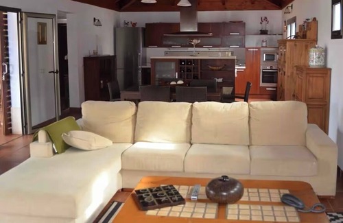 Tacoronte Ski Chalet | Luxury villa with hydromassage and sea and Teide views.