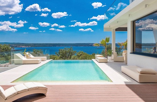 Maslenica Villa | Luxury villa with pool, wellness and sea view