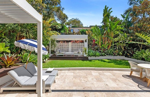 Mosman House | Luxury Villas Balmoral Luxe Escape (Walk to Beach)