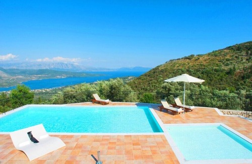 Spanokhorion House | Luxury VIP Villa Krinea in Lefkada