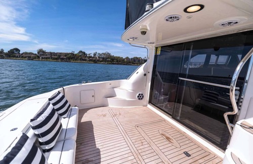 Marina del Rey Boat Rental | Luxury yacht in Marina del Rey with Bella Jolie 4 hours duration
