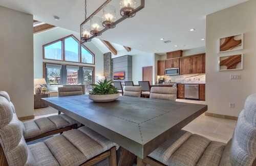Lakeside Park Condo | Luxury 4br Steps From Heavenly Village & Gondola 4 Bedroom Condo by RedAwning
