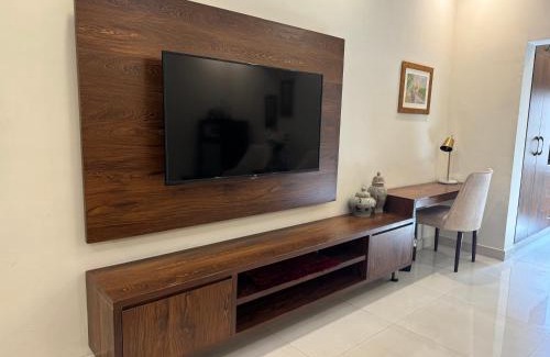 Saddar Hotel | Luxus Guest Rooms