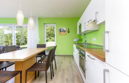 Waxweiler House | Luxusbungalow im Campingpark