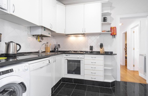 Misericordia Apartment | LV Premier Bica BI1- terrace, garden, AC, views