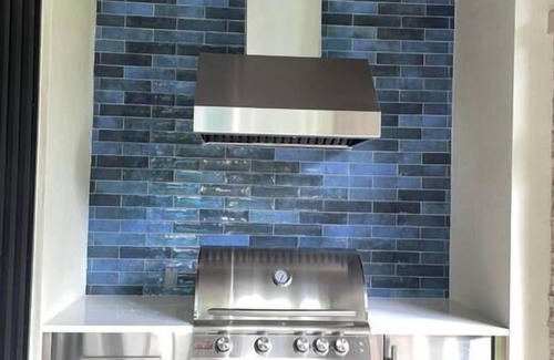 Victoria Park House | LVS Victoria - Walk to Las Olas/Heated Salt Pool