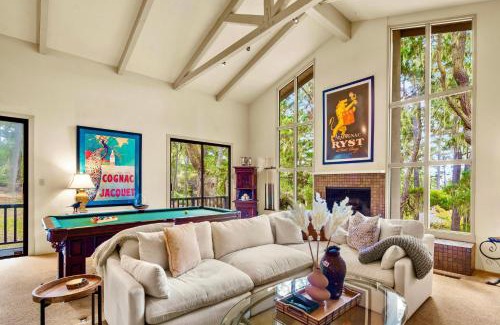 Del Monte Forest House | LX55: Golfer's Delight Pebble Beach