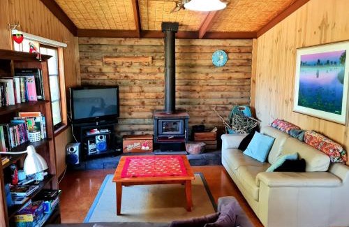 Ventnor House | Lyall Street Beach Cabin