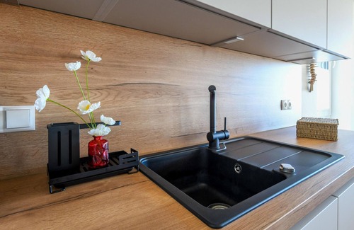 Marienleuchte Apartment | Lykke vacation apartment - pure sea view. Sauna. Family-friendly.