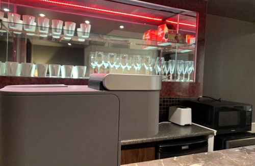 Lynn Valley House | Lynn Valley Creekside Suites