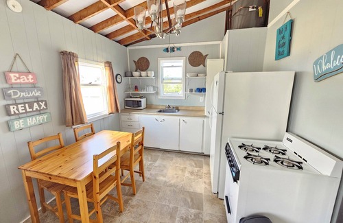 York Cottage | Lyons Cottages - Cottage #5, 2BR Walk to the Beaches of Stanhope National Park!