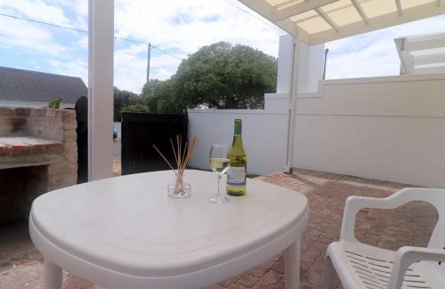 Arniston Apartment | M & M Flat Arniston
