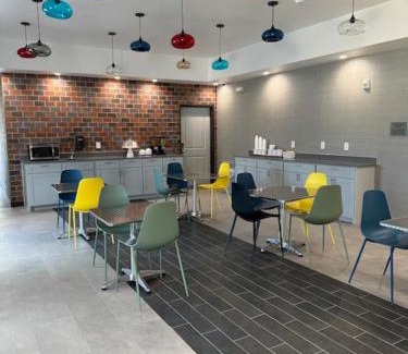 Fort Worth Hotel | M&M Inn and Suites