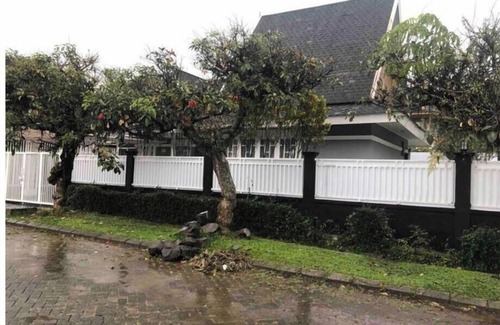 Cipanas Villa | (M5-01)Villa 3 bedrooms with private pool