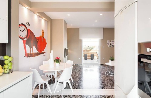 Athens Apartment | Ma Maison N°1 Penthouse/Acropolis view/Huge Sundeck/315 Mbps/3' to metro station