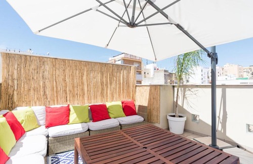 Centro Apartment | MA1B-Apt Next To City Center, 2 Chillout Areas-Palms