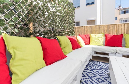 Centro Apartment | MA1B-Apt Next To City Center, 2 Chillout Areas-Palms
