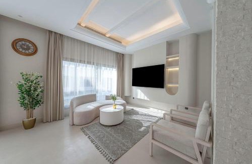 King Abdul Aziz Road Apartment | Mabaat-Jasmine Greek Villa 4BR- 583 Villa 10