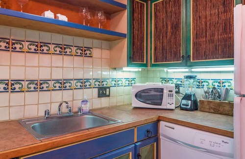 Taos Condo | Mabel's Casita by Velo has Adobe Walls & Hot Tub