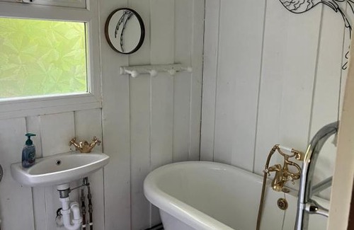 Seaton Apartment | Madame Chalet