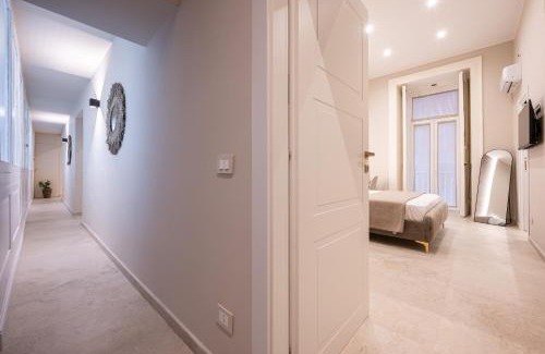Quartieri Spagnoli House | Madame Toledo Luxury Rooms