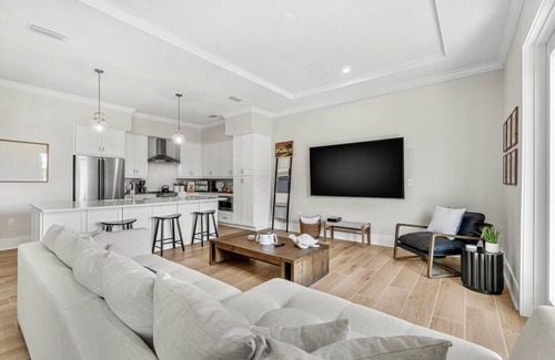 Madeira Beach House | Madeira Beach townhome