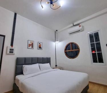 Betong House | Madi Betong Homestay (มาดีเบตง)