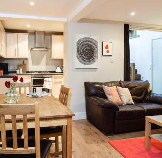 Balham Apartment | Madison Hill - Fernlea Garden 2 - One bedroom home