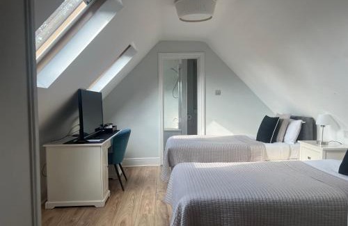 Canons Hotel | Madonna Halley Hotel