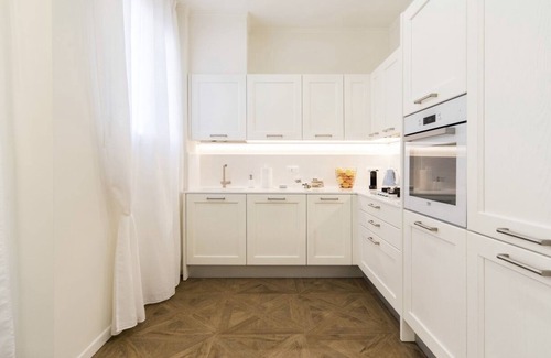 Cittadella Apartment | Madonna Montecchi Luxury Suite in Verona