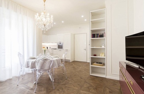 Cittadella Apartment | Madonna Montecchi Luxury Suite in Verona
