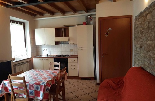 Collecchio Apartment | Madregolo-Parma holiday home