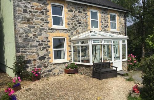 Llanwrtyd Wells Bed & Breakfast | Maes y Gwaelod
