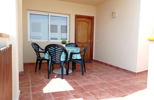 Morro Jable Apartment | Mafasca, comodo e silenzioso, terrazza e cortile, WI-Fi