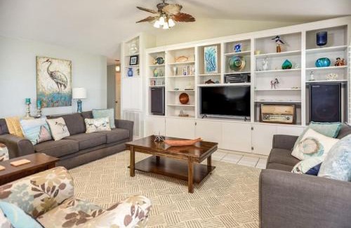 Port Lavaca House | Mag Beach Refuge - Bayfront