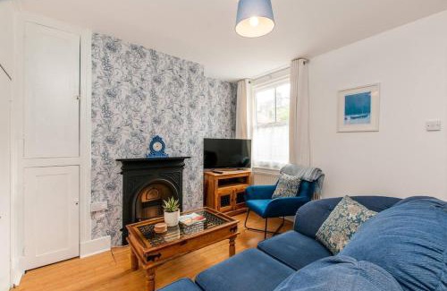 Broadstairs House | Magdala Cottage -village Location- Dog Friendly