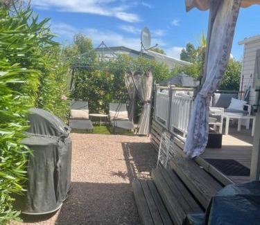 Frejus Resort | Magic Mobile Montourey, 3 chambres, 2 salles de bain, piscine disponible sur place