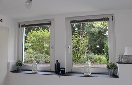 Wentorf bei Hamburg Apartment | Magical apartment in an old villa with free WiFi