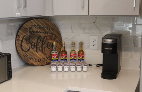 Davenport House | Magical Stay Near Disney - Modern & Cozy Townhome