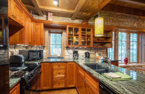 Mohawk Cabin | Magical, stunning, secluded retreat on idyllic Lake Medora!