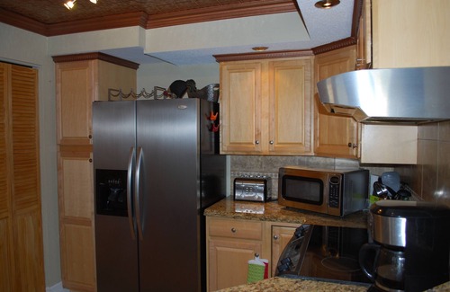 Boynton Beach Condo | Magnificent 2 Bedrooms, 2 Bathrooms Condo