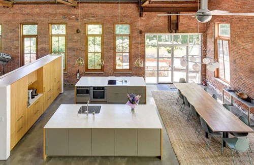 Beacon House | Magnificent 4,400 sqft Beacon Urban Loft with home theatre