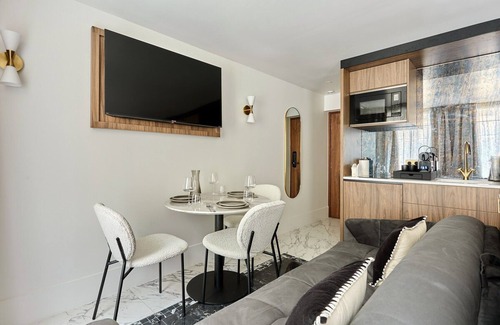 Saint-Germain-l'Auxerrois Apartment | Magnificent and new Studio Louvre - Palais Royal