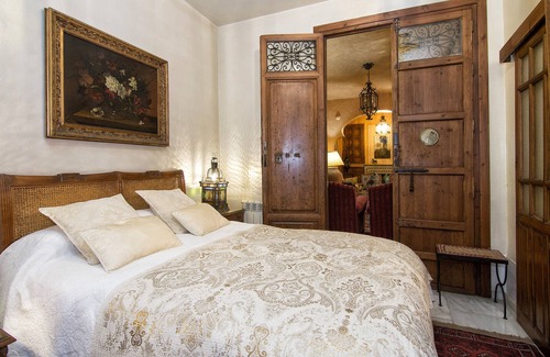 San Pedro House | Magnificent and spacious Moorish house from 1525 in the Albaicín neighborhood.