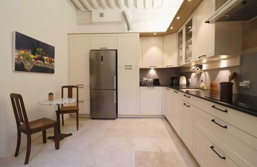 Uzes Apartment | Magnificent apartment on Place aux Herbes- 16th century building