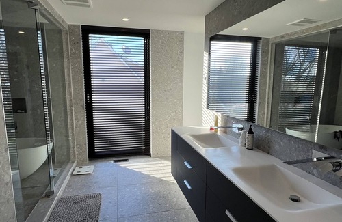 La Vallee-du-Richelieu Regional County Municipality Villa | Magnificent haven of winter peace.