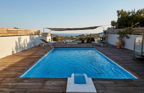 Kropia Villa | Magnificent, Deluxe Villa, Lagonisi, Athens Riviera
