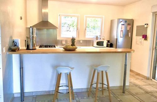 Tourrettes-sur-Loup House | MAGNIFICENT VILLA WITH SEA VIEW, SWIMMING POOL, GARDEN, PÉTANQUE COURT