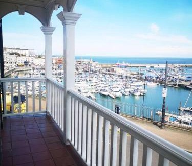 Ramsgate House | Magnificent house with Harbour view - Ramsgate