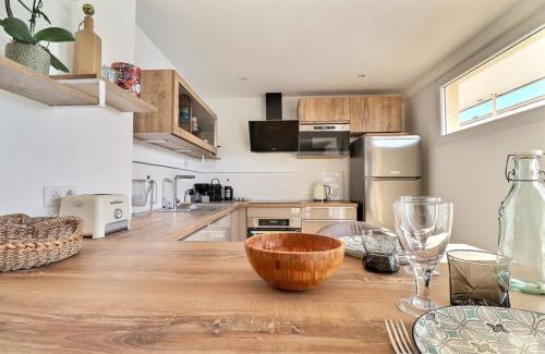 Sainte-Foy-les-Lyon Apartment | Magnificent T3 apartment with balcony and parking - Sainte-Foy-lès-Lyon